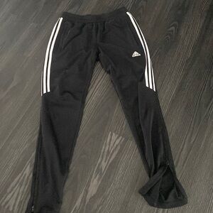 🍍ADIDAS TRACK PANTS🍍ANKLE ZIPPER🍍Pocket 🍍size small 8-10🍍